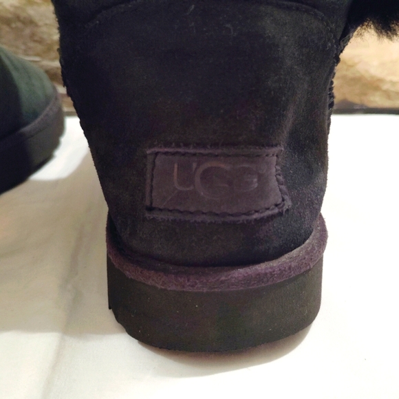 Sz 7 UGG Jaylyn Boots Suede Leather Sheepskin Insole Furry Belted Buckle Boots - Picture 8 of 17